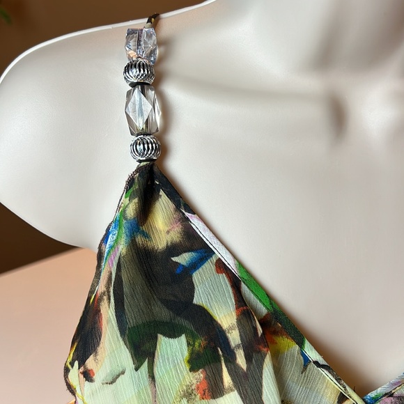 💚LAPIS V NECK TOP WITH BEADS ON STRAPS - RUFFLES FRONT - SIZE MEDIUM - Picture 5 of 16